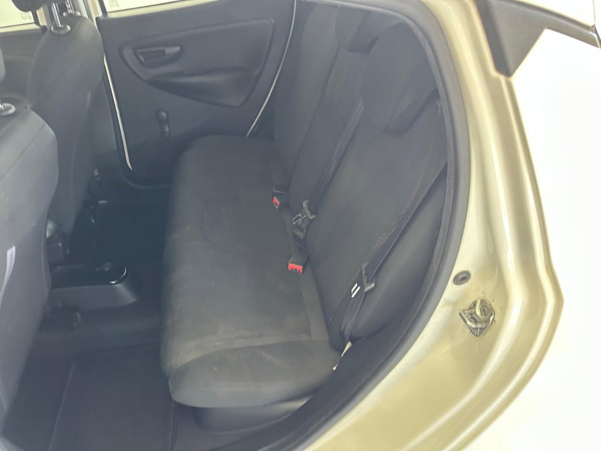 Lancia Ypsilon 1.2 69 CV 5 porte GPL Ecochic Gold (12)