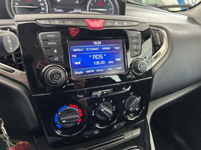Lancia Ypsilon 1.2 69 CV 5 porte GPL Ecochic Gold (16)