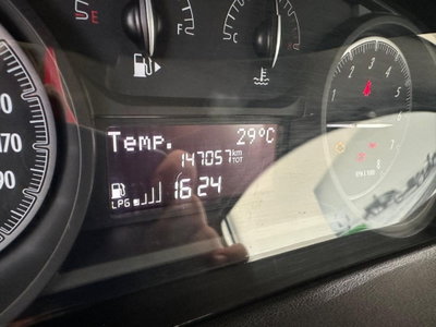 Lancia Ypsilon 1.2 69 CV 5 porte GPL Ecochic Gold (8)