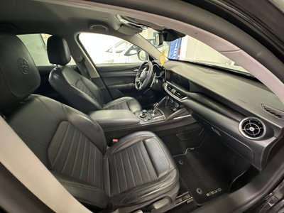 Alfa Romeo Stelvio Stelvio 2.2 Turbodiesel 180 CV AT8 RWD Super (10)