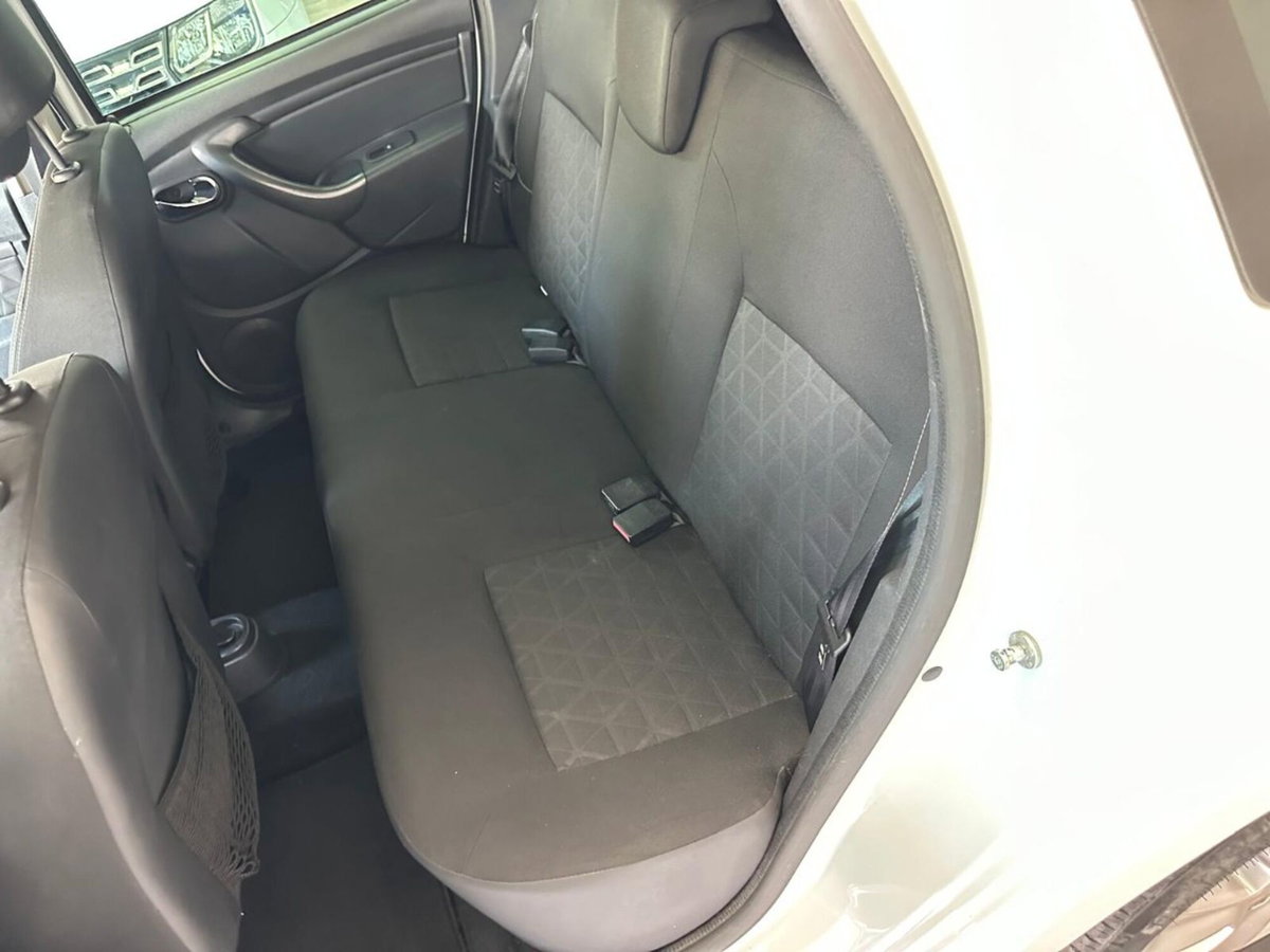 Dacia Duster 1.6 110CV 4x2 GPL Lauréate (11)