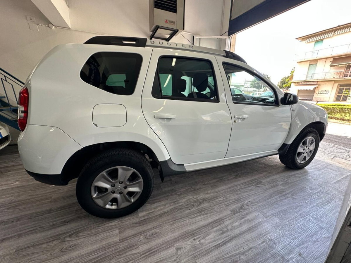 Dacia Duster 1.6 110CV 4x2 GPL Lauréate (4)