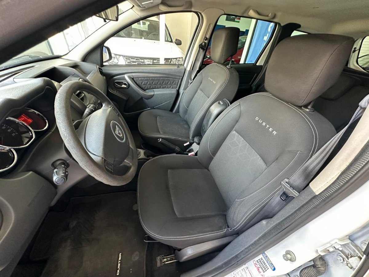 Dacia Duster 1.6 110CV 4x2 GPL Lauréate (9)