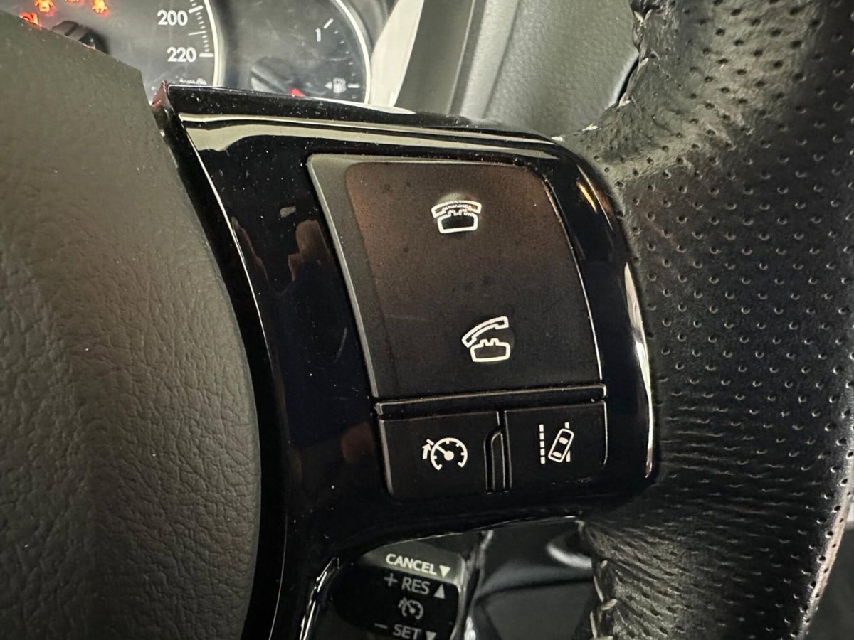Toyota Yaris 1.0 5 porte Trend (17)