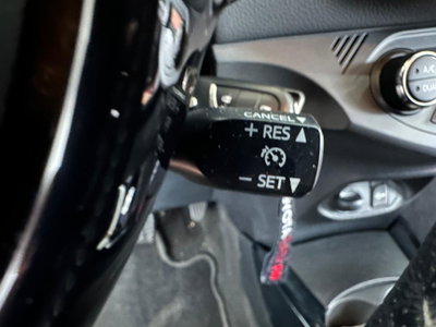Toyota Yaris 1.0 5 porte Trend (18)