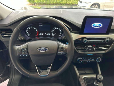 Ford Kuga 1.5 EcoBoost 120 CV 2WD (10)