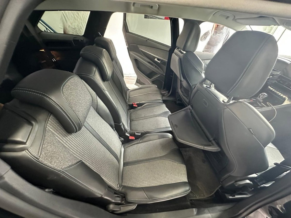 Peugeot 5008 1.5 bluehdi Allure Pack s&s 130cv eat8 (20)