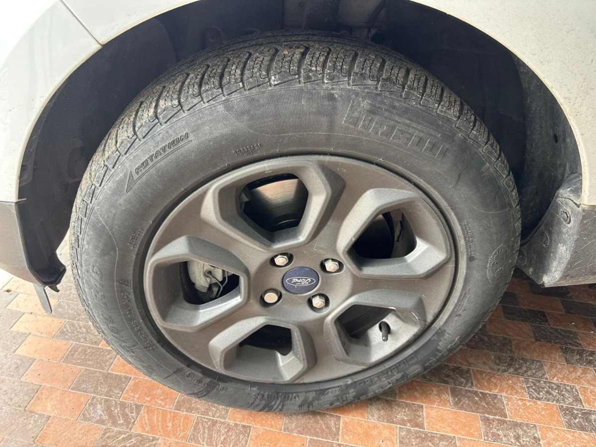 Ford EcoSport 1.5 TDCi 100 CV Start&Stop Plus (19)