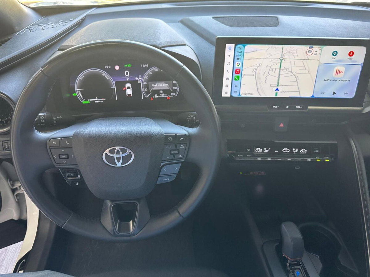 Toyota Toyota C-HR 2.0 hev Trend fwd e-cvt (13)