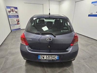 Toyota Yaris 1.0 5 porte (15)