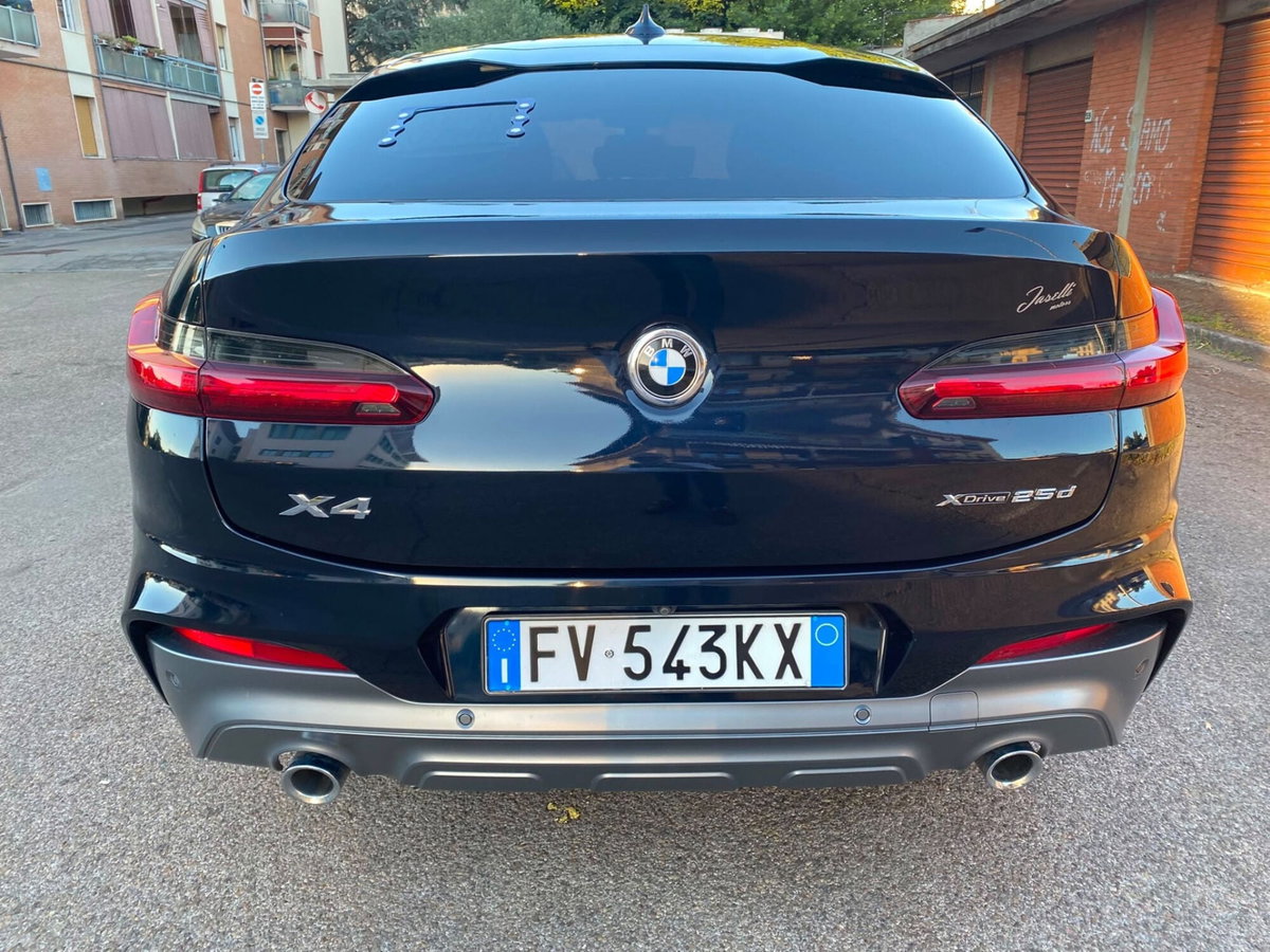 BMW X4 xDrive25d Msport-X (9)