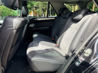 Mercedes-Benz Classe ML 320 CDI Sport (11)