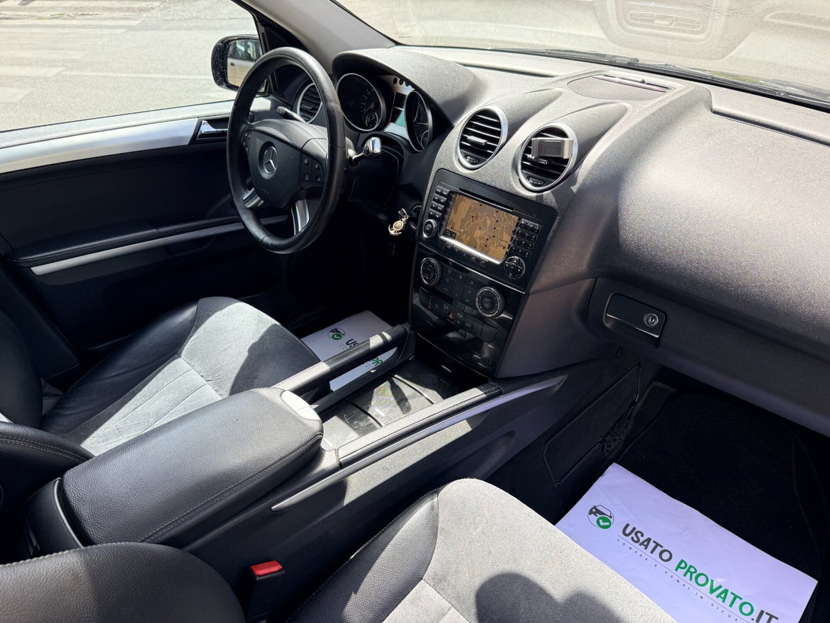 Mercedes-Benz Classe ML 320 CDI Sport (20)