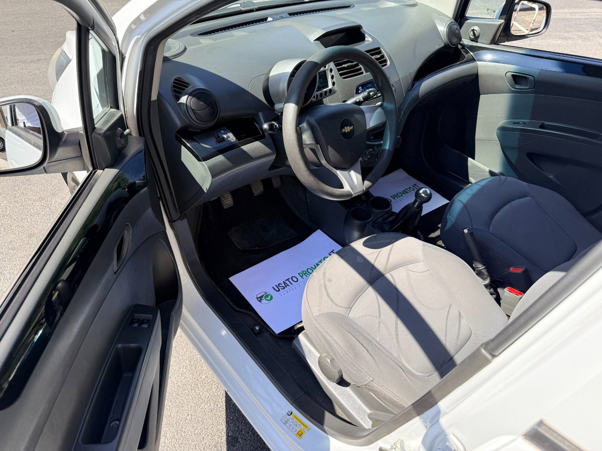 Chevrolet Spark 1.0 LS (10)