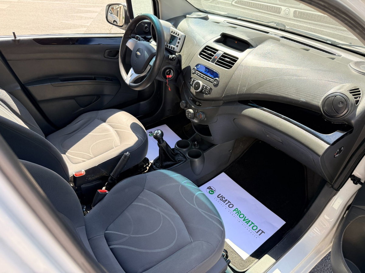 Chevrolet Spark 1.0 LS (14)
