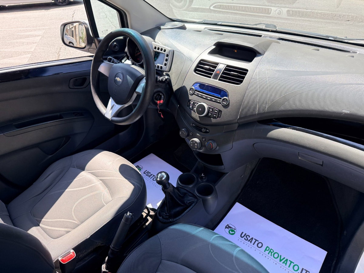 Chevrolet Spark 1.0 LS (16)