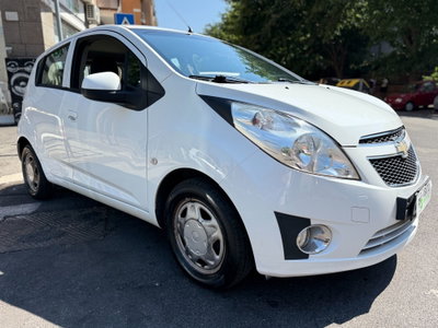 Chevrolet Spark 1.0 LS (3)