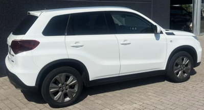 Suzuki Vitara 1.0 Boosterjet 4WD AllGrip Cool (8)