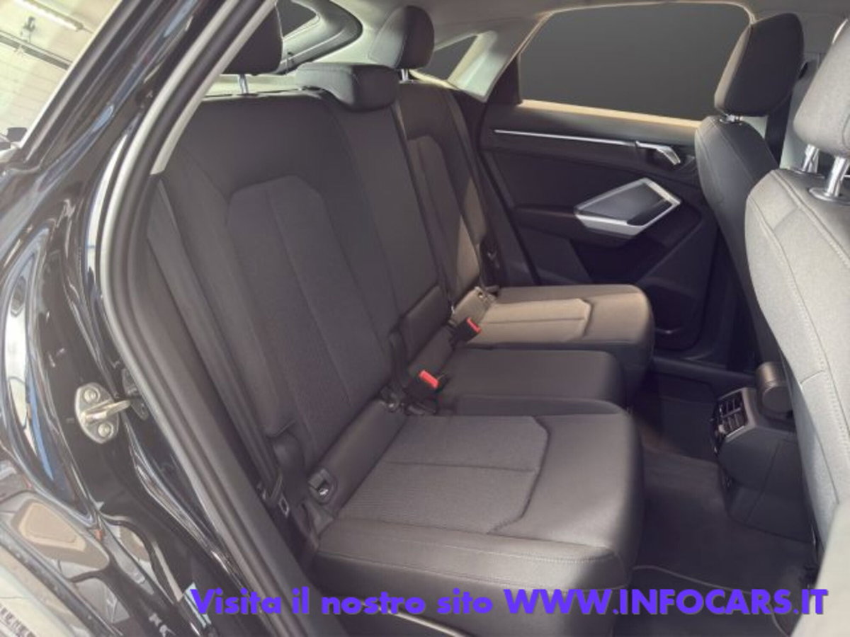 Audi Q3 Sportback 40 TDI quattro S tronic Business Plus (8)