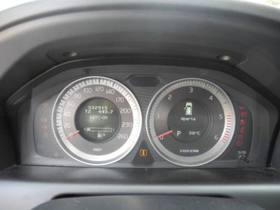 Volvo XC60 D3 AWD Geartronic Summum (17)