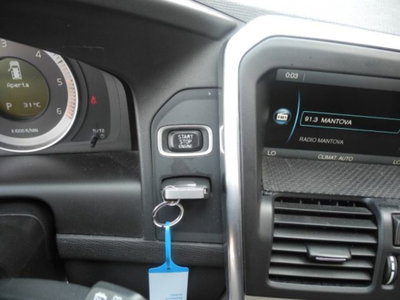 Volvo XC60 D3 AWD Geartronic Summum (19)