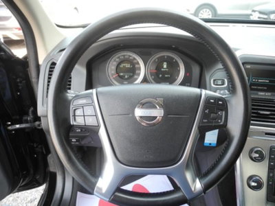Volvo XC60 D3 AWD Geartronic Summum (5)