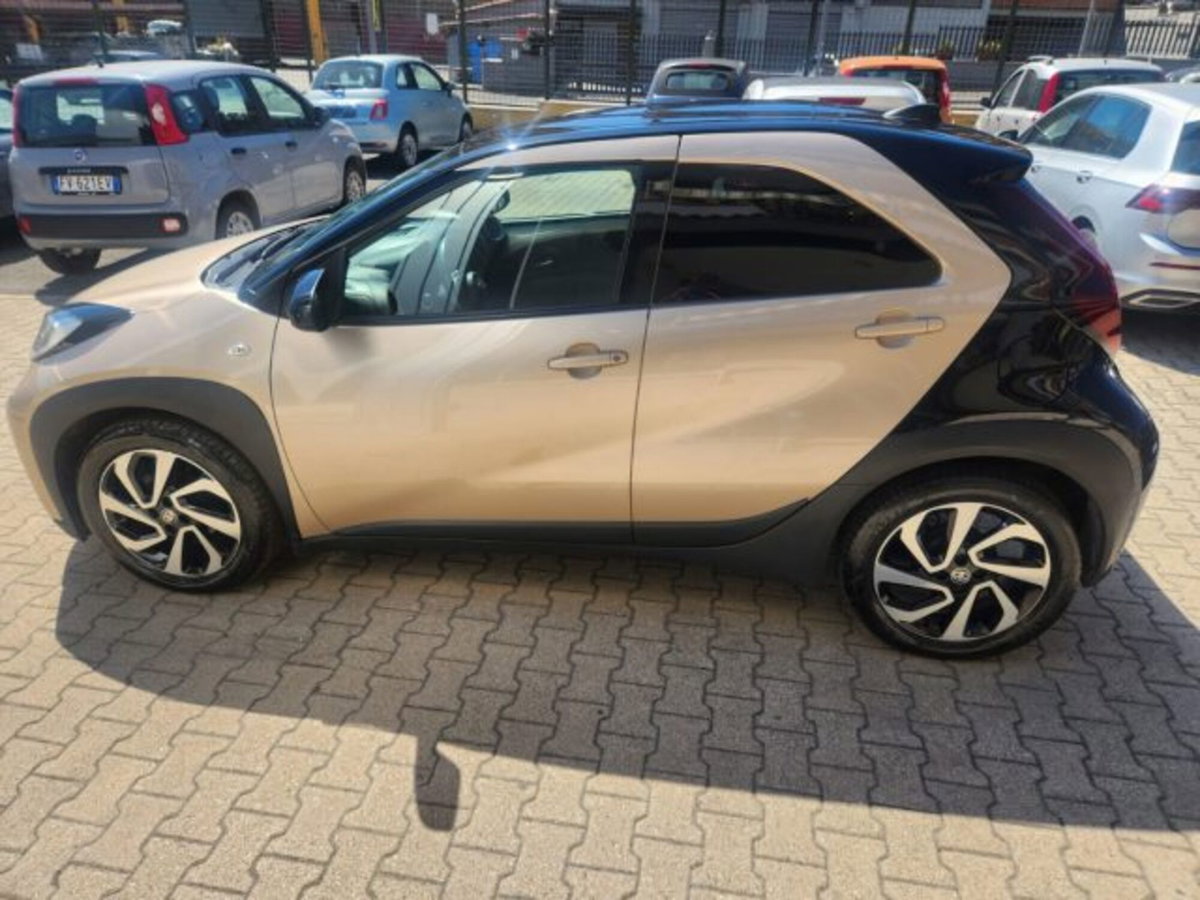 Toyota Aygo X 1.0 VVT-i 72 CV 5p. Undercover S-CVT (5)