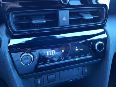 Toyota Yaris Cross 1.5 Hybrid 5p. E-CVT Trend (17)