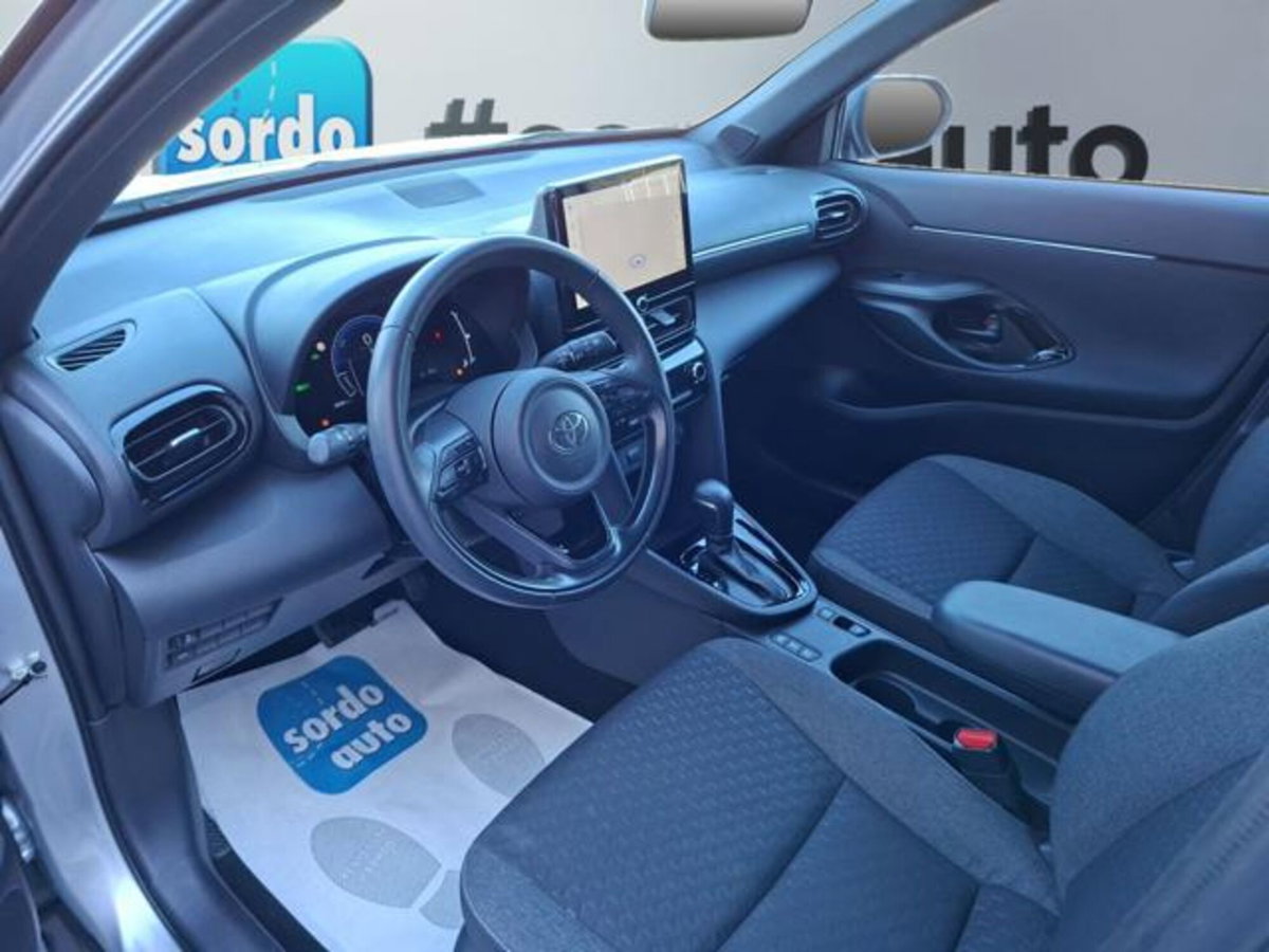 Toyota Yaris Cross 1.5 Hybrid 5p. E-CVT Trend (8)