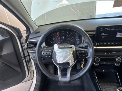 Kia Stonic 1.2 DPI Style (18)