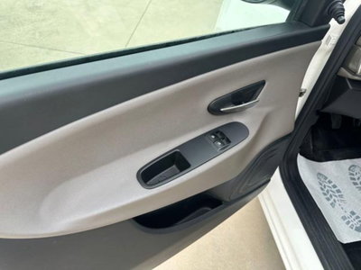 Lancia Ypsilon 1.3 MJT 16V 95 CV 5 porte S&S Elefantino (15)