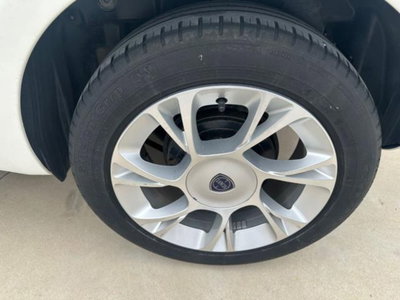 Lancia Ypsilon 1.3 MJT 16V 95 CV 5 porte S&S Elefantino (7)
