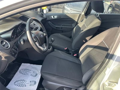Ford Fiesta 1.5 TDCi 75CV 5 porte (14)