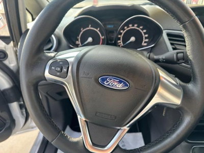 Ford Fiesta 1.5 TDCi 75CV 5 porte (17)