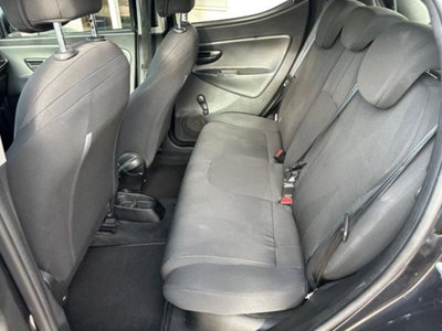Lancia Ypsilon 1.2 69 CV 5 porte GPL Gold Plus (11)