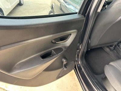 Lancia Ypsilon 1.2 69 CV 5 porte GPL Gold Plus (12)
