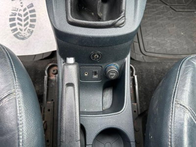 Ford Fiesta 1.4 3 porte Bz.- GPL Titanium (15)