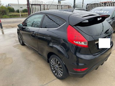 Ford Fiesta 1.4 3 porte Bz.- GPL Titanium (4)