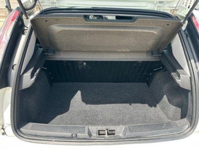 Fiat Punto 1.4 8V 5 porte Natural Power Easy (8)