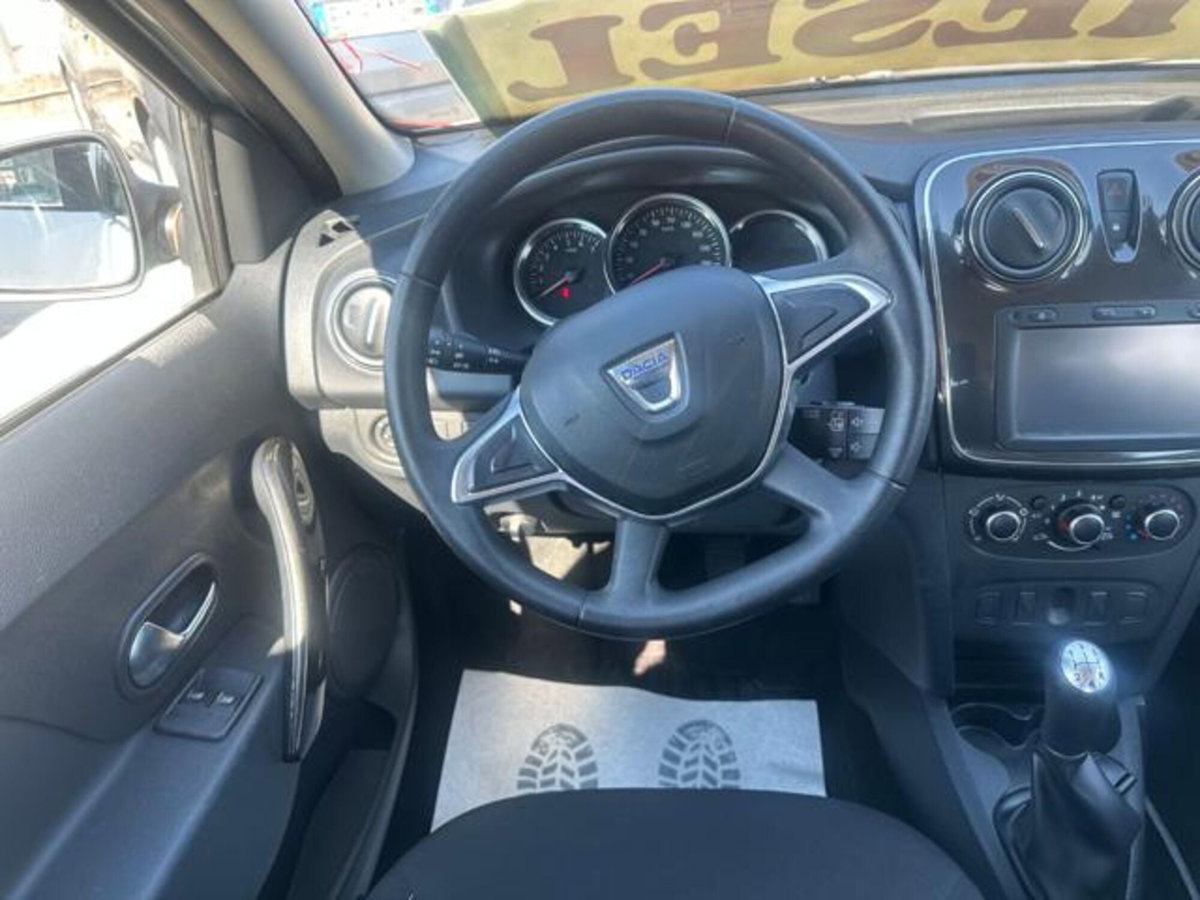 Dacia Sandero 1.5 dCi 8V 75CV Start&Stop Comfort (10)