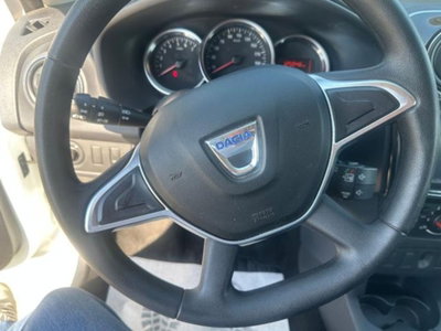 Dacia Sandero 1.5 dCi 8V 75CV Start&Stop Comfort (19)