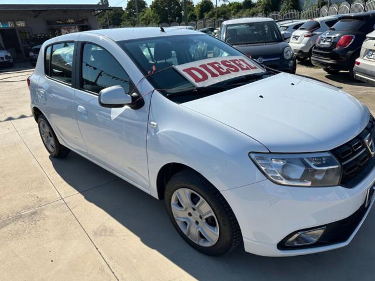 Dacia Sandero 1.5 dCi 8V 75CV Start&Stop Comfort (3)