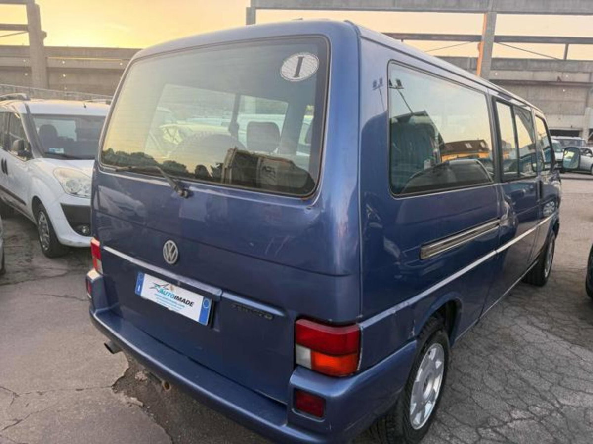 Volkswagen Veicoli Commerciali Transporter Furgone 2.5 cat PL Giard.9p.ti 4file (4)