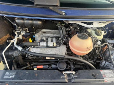 Volkswagen Veicoli Commerciali Transporter Furgone 2.5 cat PL Giard.9p.ti 4file (7)