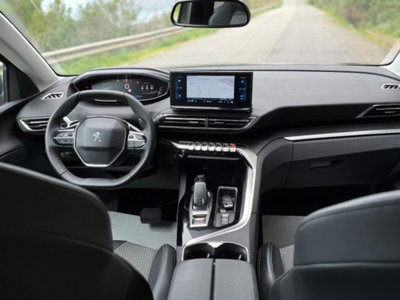 Peugeot 3008 BlueHDi 130 S&S EAT8 Allure Pack (14)