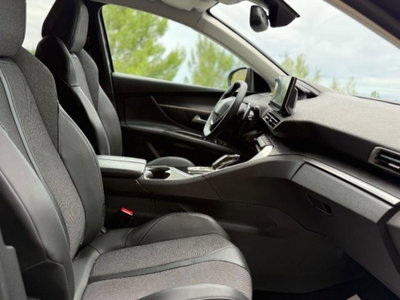 Peugeot 3008 BlueHDi 130 S&S EAT8 Allure Pack (19)