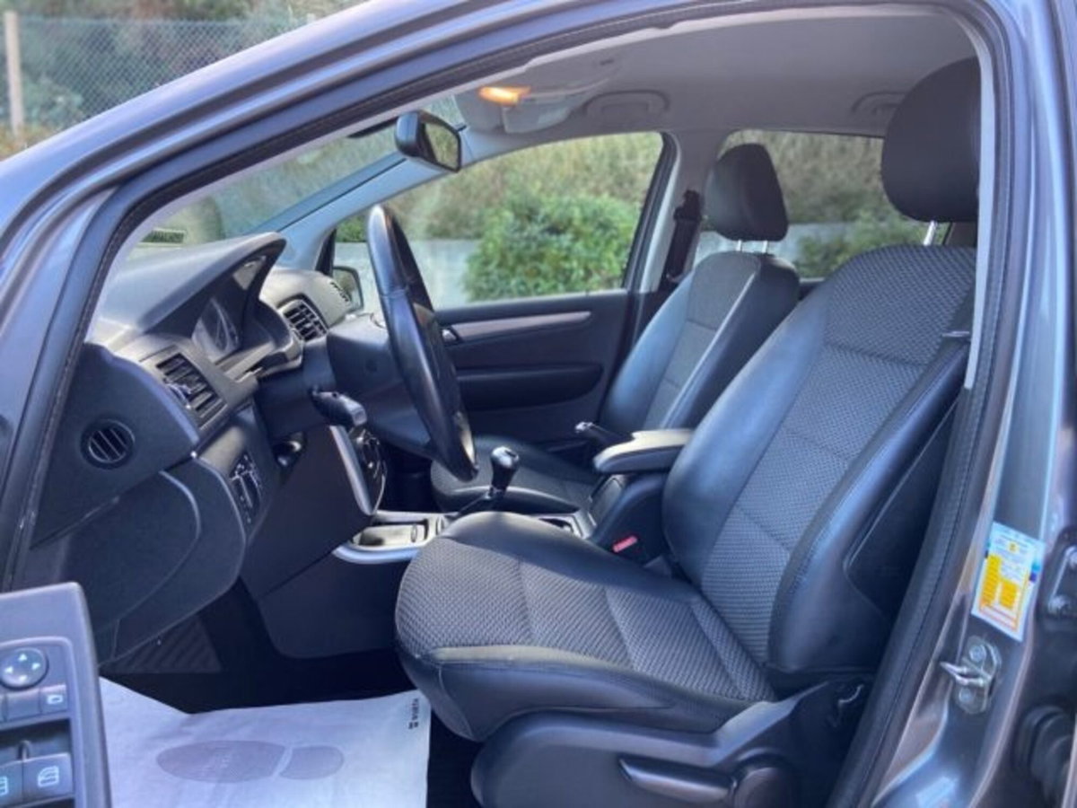 Mercedes-Benz Classe B 180 CDI Executive (12)