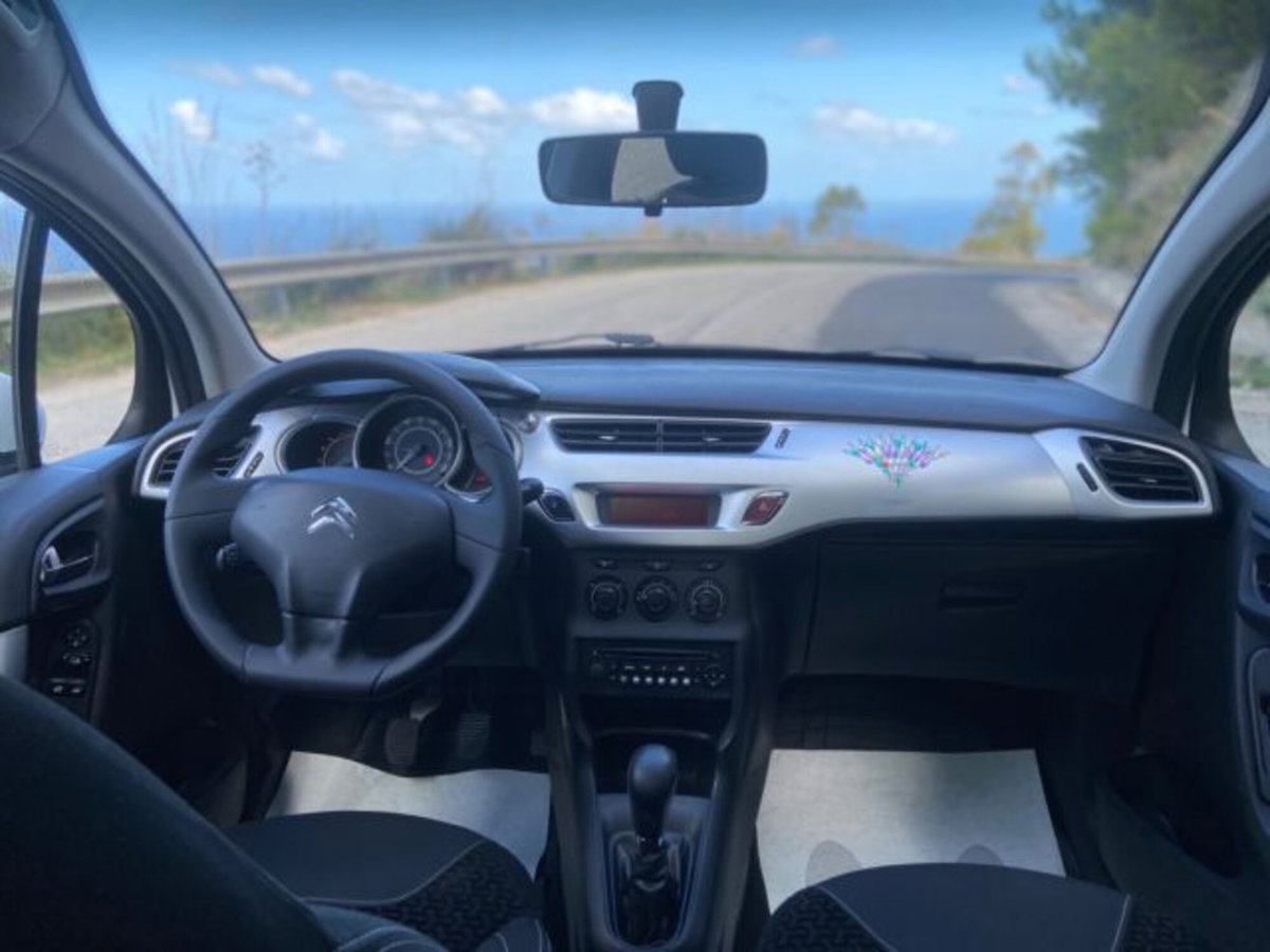 Citroen C3 1.4 HDi 70CV airdream Exclusive Style (10)