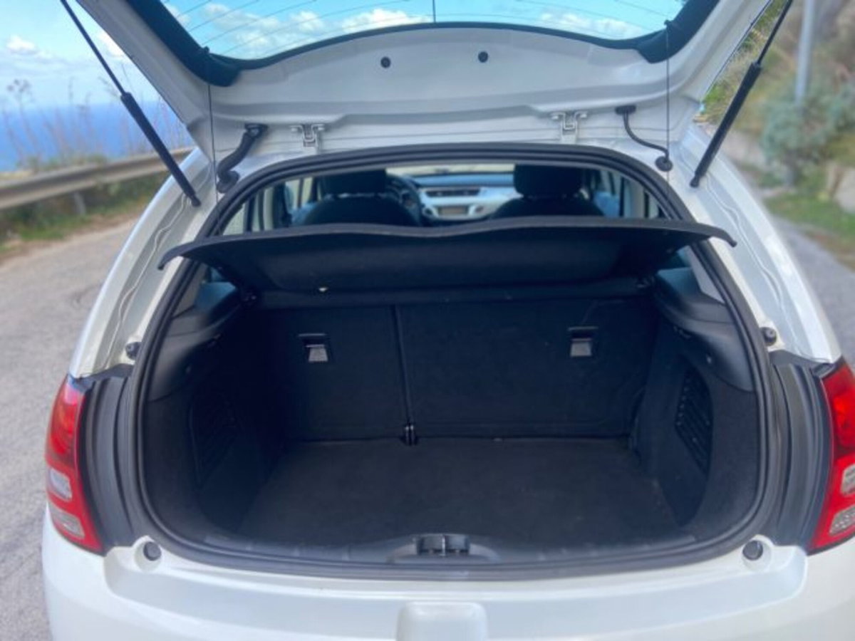 Citroen C3 1.4 HDi 70CV airdream Exclusive Style (13)