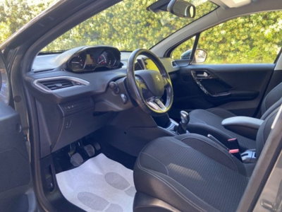 Peugeot 208 75 5 porte Allure (10)